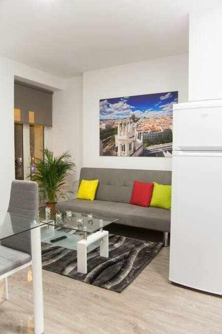 Comodo Y Agradable Estudio En Madrid Centro A3 Exteriör bild